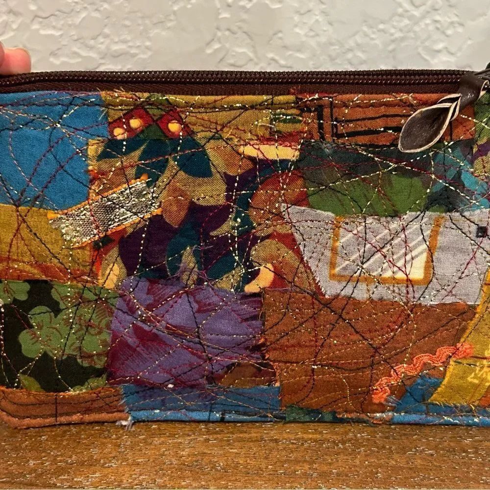 La Due Patchwork Zipper Closure Bag - Picture 3 of 8